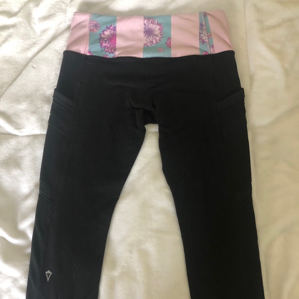 cropped ivivva leggings